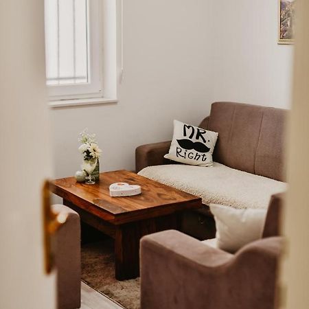 מוסטר Apartment As-Mo מראה חיצוני תמונה